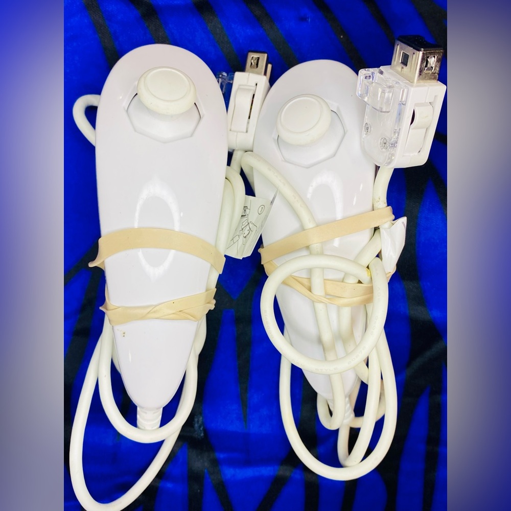 Brand New Lot of 2 Wii Nunchuk Controller, White